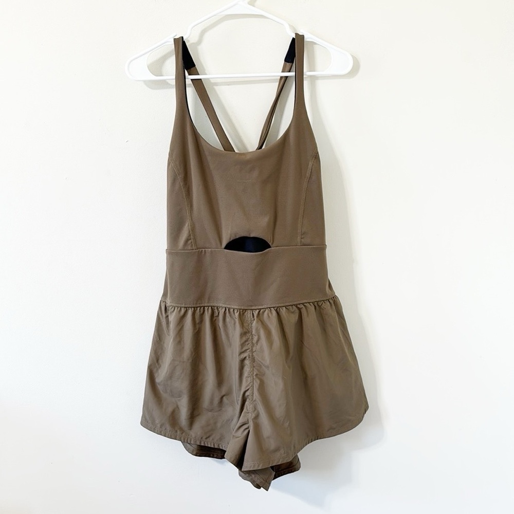 Free People Righteous Runsie in Tea Leaves Size Large NWOT - Picture 2 of 12